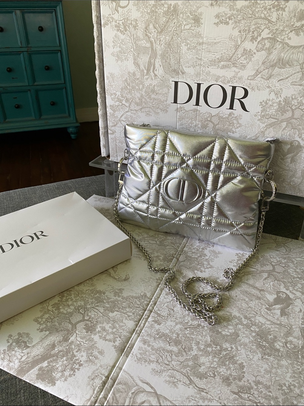 Dior Silver Limited Edition Quilted Pouch - Picture 4 of 11